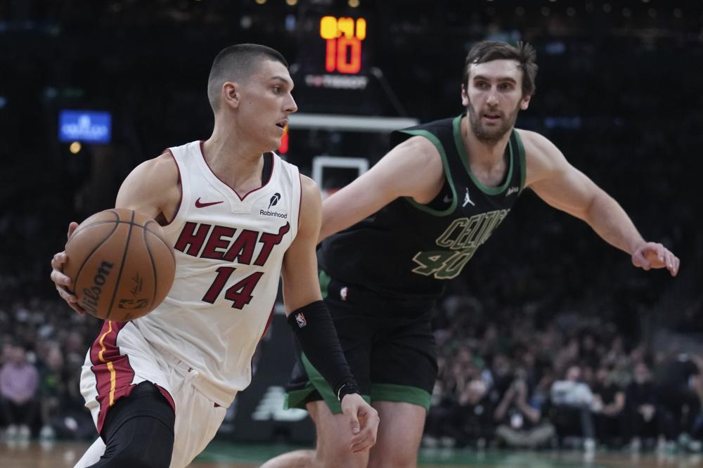 他表现出浓 他表现出浓