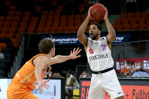 合与策略布 合与策略布